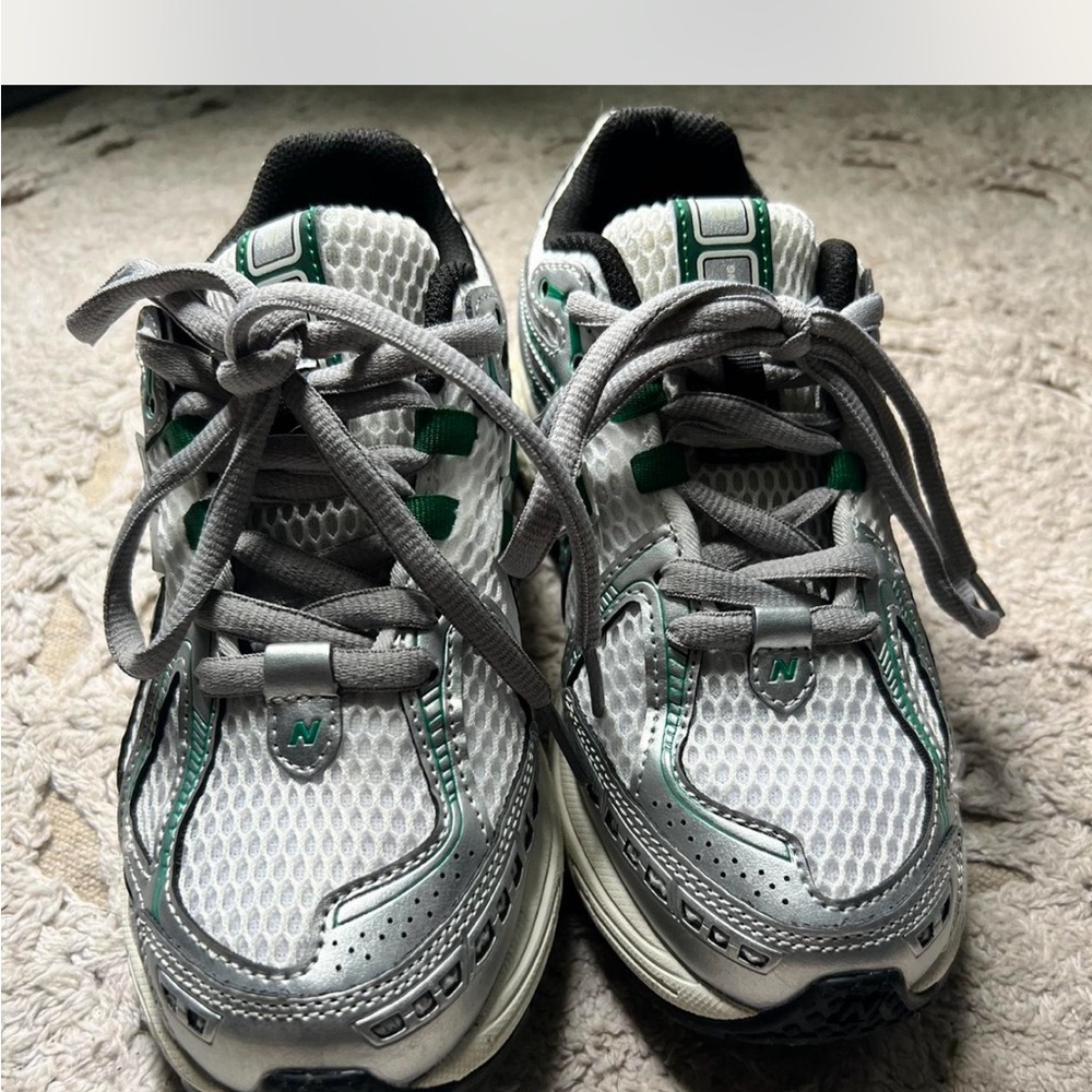 1906 new balance Gray and Green Sneakers